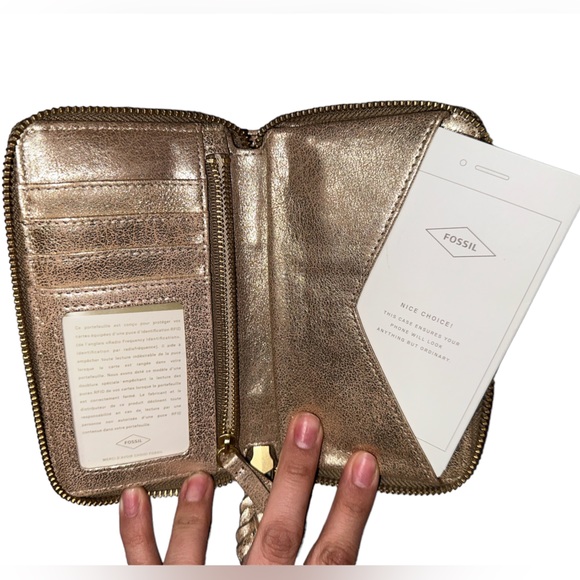 NWT Fossil Emma Wallet Rose Gold Metallic Zip Around Clutch Cell Phone Holder - Picture 3 of 3